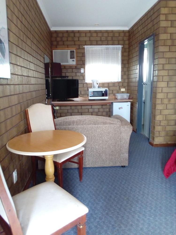 Airport Whyalla Motel Exterior foto